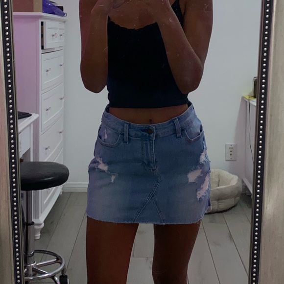 hollister denim skirt !! - Picture 3 of 3